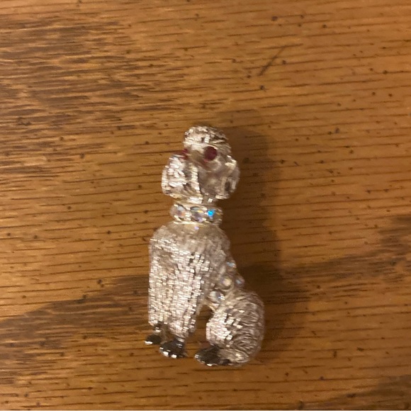 Jewelry - Poodle Brooch Jeweled Eyes - Golden